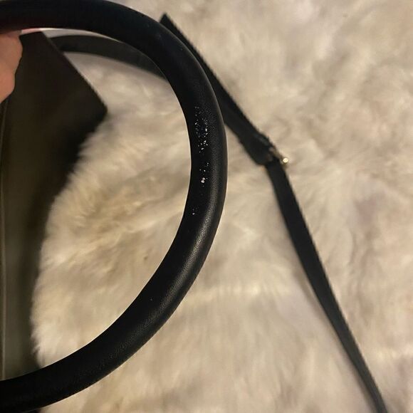 Boutique black faux leather bag has flaws #10 - Picture 6 of 9